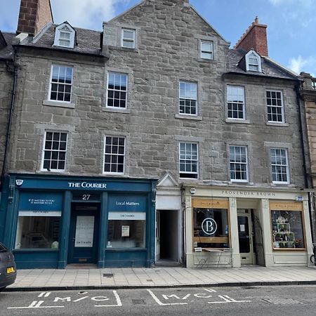 City Centre 2 Bedroom Flat パース エクステリア 写真